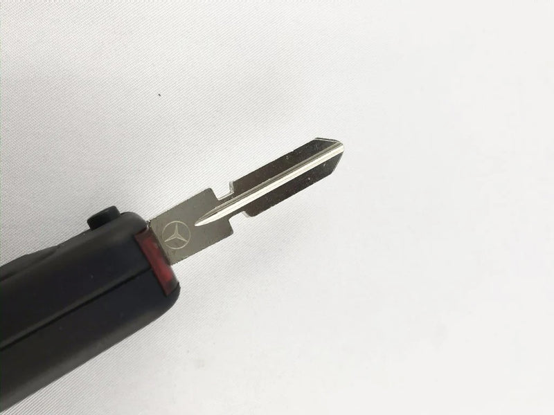 1997-2001 Mercedes SL 3-buttons flip key (HU39) PCF7935